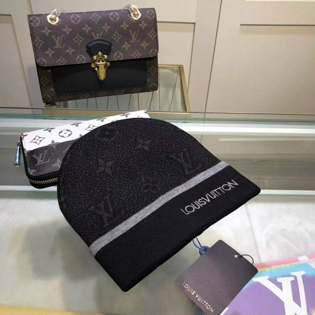 Louis Vuitton Mössa Monogram Mörk Grå