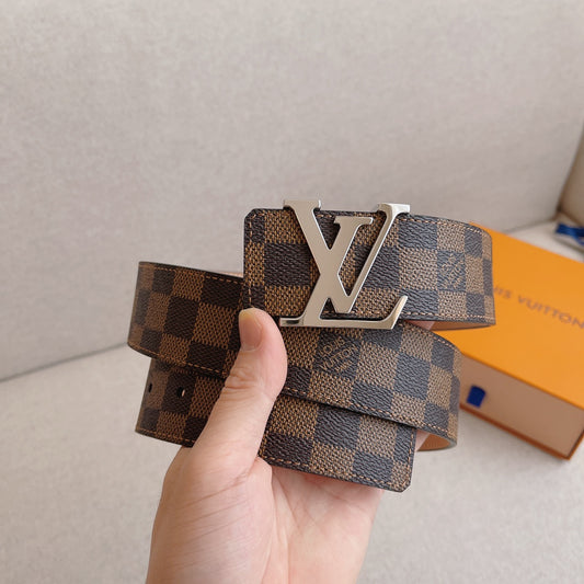Brun Louis Vuitton Bälte